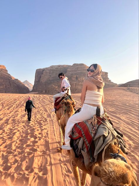 Middle Eastern Lifestyle, Travel Middle East, Middle East Vacation, Middle East Aesthetic, Middle East Desert, Amman Jordan Travel, Middle East Travel, Wadi Rum Jordan, Jordan Travel