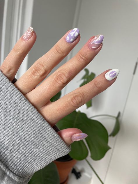 nail art set inspired by bts Txt Nail Art Designs, Nail Designs Kpop Inspired, Nail Art Bts Army, Bts Nail Art Designs, Straykids Nails Designs, Bts Inspired Nails Purple, Korean Nail Art Aesthetic Purple, Bts Nails Designs, Nail Art Bts