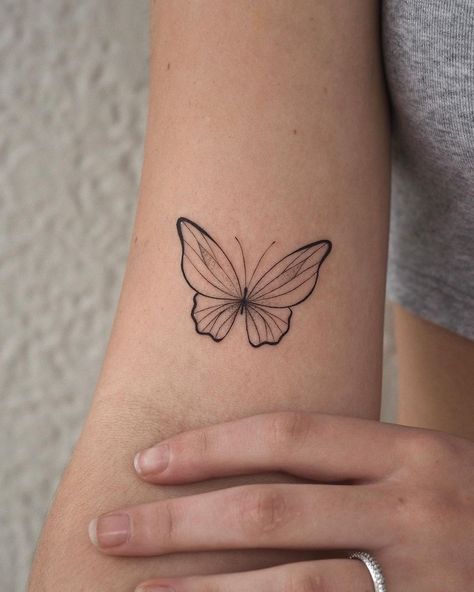 Borboleta Tattoo, Liberty Tattoo, Simple Butterfly Tattoo, Anatomy Tattoo, Thumb Tattoos, Empowering Tattoos, Matching Best Friend Tattoos, Matching Sister Tattoos, Small Butterfly Tattoo