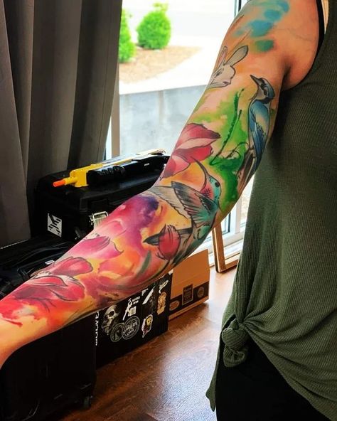 Watercolor Sleeve Tattoo, Watercolor Sleeve, Watercolor Tattoo Sleeve, Sin Tattoo, Watercolor Tattoo Artists, Inspiring Tattoos, Tattoo Minimal, Sleeve Tattoo Ideas, Sketches Ideas