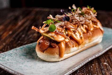 Japanese Hot Dog, Japanese Sandwich, Hot Dog Recipe, Italian Entrees, Hot Dog Recipes, Best Dishes, Luxury Life, Japanese Style, Food Truck