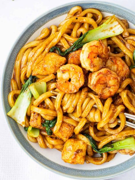 Shrimp Udon Noodles, Shrimp Noodle Stir Fry, Tofu Udon, Shrimp Udon, Udon Soup Recipe, Shrimp Noodles Recipes, Vegetarian Stir Fry Sauce, Shrimp Tofu, Udon Noodles Recipe