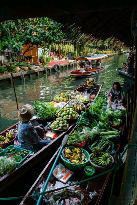 Thailand Vacation, Floating Market, Backpacking Asia, Bangkok Travel, Thailand Bangkok, Southeast Asia Travel, Dream Travel Destinations, Dream Lifestyle, Reference Photos