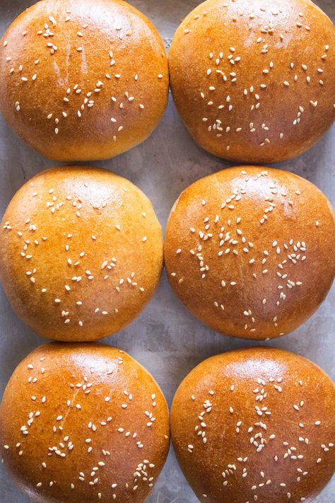 Whole Wheat Hamburger Bun Recipe, Whole Wheat Hamburger Buns, Hamburger Buns Recipe, Burger Ideas, Wheat Flour Recipes, Recipe Ingredients List, Hamburger Bun Recipe, Homemade Hamburger Buns, Healthy Bread Recipes