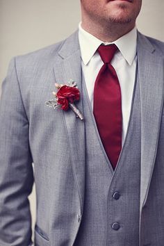 White Tuxedo Wedding, Wedding Suits Men Grey, Wedding Suits Men Black, Mens Wedding Attire, Maroon Wedding, Suits Men, Wedding Color Inspiration, Wedding Groomsmen, Red Tie