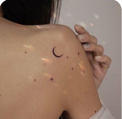 Moon Phases And Stars Tattoo, Moon And Star Tattoo, Moon Star Tattoo, Simbolos Tattoo, Small Star Tattoos, Tato Henna, Planet Tattoos, Petite Tattoos, 4 Tattoo