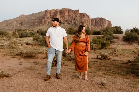 Superstition Mountains engagement session in Arizona | couples photoshoot #photography #engagementphotos #arizona Superstition Mountains Photoshoot, The Wave Arizona Photoshoot, Superstition Mountains Arizona Tattoo, Arizona Photoshoot Locations, Mountains Photoshoot, Superstition Mountains Arizona Engagement Photos, Mountain Photoshoot, Superstition Mountains Arizona, Superstition Mountains