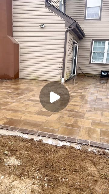 Ez Hardscaping & Landscaping on Instagram: "Finished up this paver patio let us know how we did 👇🏽" Patio Perimeter Ideas, Backyard Paved Patio, Dryway Ideas Front Yards, Landscaping Around Back Patio, Backyard Landscaping Pavers Yard Ideas, Front Yard Pavers Ideas, Narrow Patio Design, Backyard With Pavers Ideas, Outdoor Patio Ideas Pavers