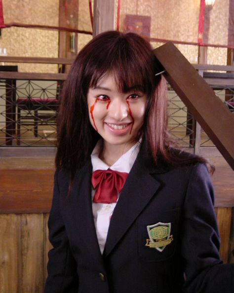 Kill Bill Behind The Scenes, Chiaki Kuriyama Kill Bill, Gogo Yubari Art, Kill Bill Pfp, Random Halloween Costumes, Gogo Kill Bill, Movies Halloween Costumes, Kuriyama Chiaki, Gogo Yubari Costume