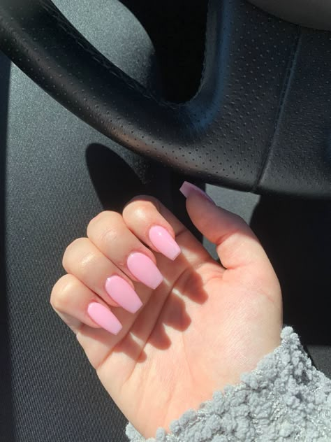 Cute Coffin Pink Nails, Coffin Shape Pink Nails, Coffin Plain Nails, Back To School Nails Coffin, Solid Color Acrylic Nails Coffin, Light Pink Nails Coffin, Light Pink Coffin Nails, Simple Acrylic Coffin, Coffin Pink Nails