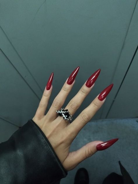 Long Red Nails Aesthetic, Stilleto Red Nails Designs, Medium Stilleto Nails Red, Pointy Red Acrylic Nails, Pointed Red Nails, Deep Red Stiletto Nails, Wine Red Stiletto Nails, Cherry Red Stiletto Nails, Long Almond Red Nails