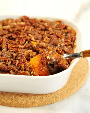 Amanda Hesser's Sweet Potato Casserole Yam Casserole, Best Sweet Potato Casserole, Sweet Potato Casserole Easy, Candied Yams, Thanksgiving Side Dishes Easy, Sweet Potato Recipes Casserole, Candied Sweet Potatoes, Yummy Sweet Potatoes, Dinner Rolls Recipe