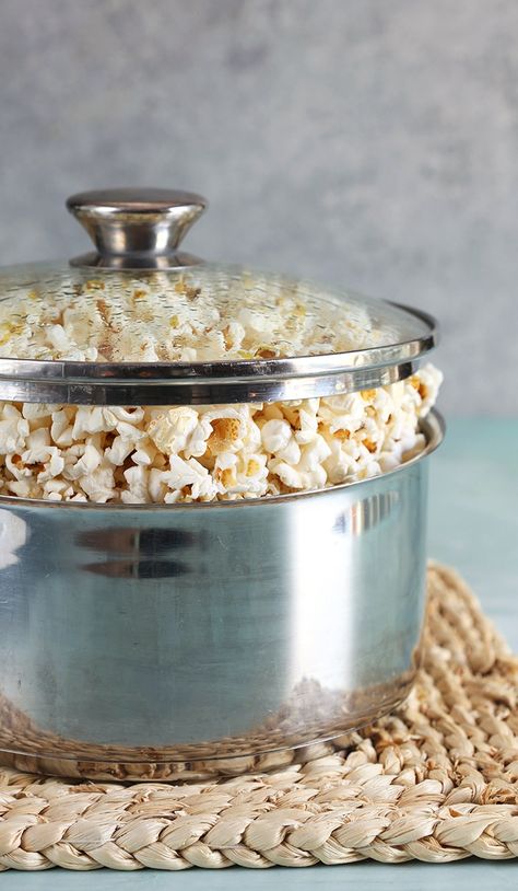 The Very Best Caramel Corn Recipe - The Suburban Soapbox Stove Popcorn, Easy Caramel Corn Recipe, Best Caramel Popcorn, Best Caramel Corn, Christmas Mini Cakes, Caramel Popcorn Recipe Easy, Easy Caramel Popcorn, Stovetop Popcorn Recipes, Popcorn On The Stove