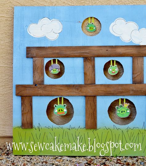 The Sew*er, The Caker, The CopyCat Maker: Angry Birds Bean Bag Toss and Plinko Diy Carnival Games, Bird Birthday Parties, Fall Carnival, Festival Games, Angry Birds Party, Football Diy, Harvest Fest, Bean Bag Toss Game, Bird Birthday