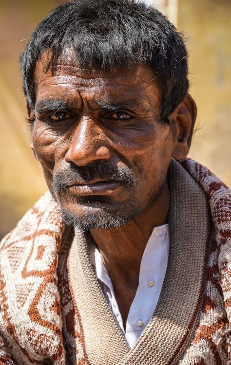 Revealing Emotional Portraits | F Image Gallery Indian Male Model, Old Man Portrait, Men's Portrait Photography, Life Drawing Reference, Old Faces, Human Poses Reference, Varanasi, Cool Poses, Draw On Photos