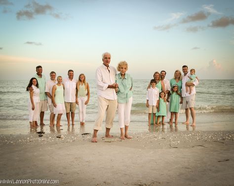 Family Portraits, Beach Photography, Beach Family photography, Lennon Photography, Florida Photographer, Florida Photography, Lifestyle Photography, Family Photography Session, Family Beach Photograhy Family Portrait Outfits Beach, Multi Family Beach Pictures, Large Family Photoshoot Beach, Big Family Beach Photoshoot, Beach Big Family Photos, Casual Beach Family Photos Outfits Color Schemes, Big Family Beach Photos, Family Picture Poses Beach, Big Family Beach Pictures