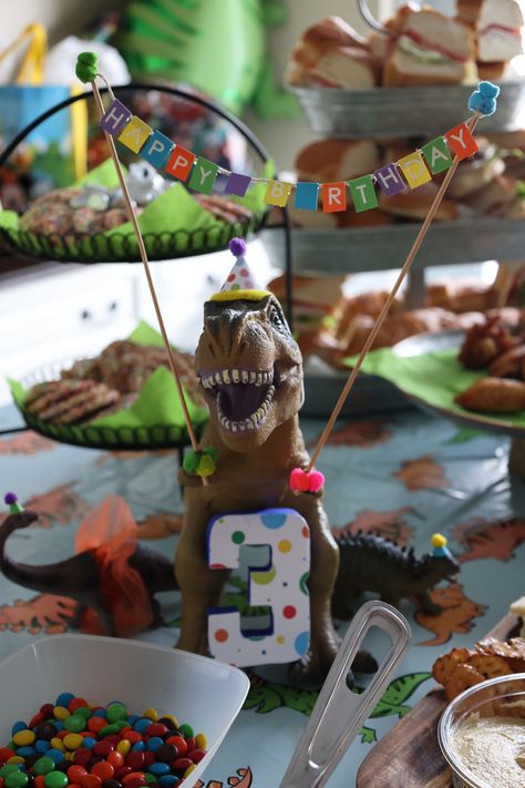 T Rex Party Decorations, Partysaurus Rex Birthday Parties, Dinosaur Space Party, Three Rex Birthday Party Games, Three Rex Decorations, Tree Rex Birthday Party, Dinosaur Party Diy, Simple Dinosaur Birthday Party, Threeasaurus Party