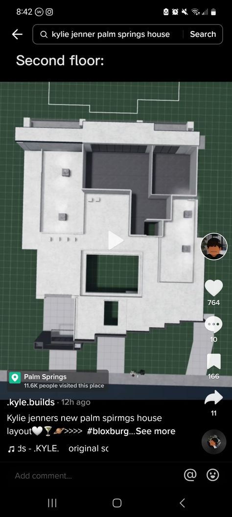 Kylie Jenner House Layout, Kylie Jenner Home, Spring Mansion, Kylie Jenner House, Bloxburg Hacks, Kylie Jenner News, Home Layout, Palm Springs House, Jenner House