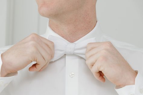 Groom photo fixing bow tie Groom Bow Tie, Groom Bowtie, Groom Getting Ready, Groom Photo, Charleston Wedding, Photo Pose, Getting Ready, Photo Poses, Wedding Inspo