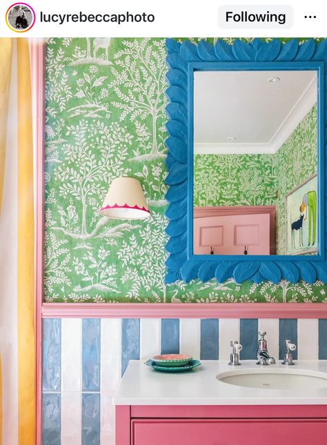 Funky Bathroom Ideas, Cabana Bathroom, Colourful Homes, Colorful Bathrooms, Funky Bathroom, Whimsical Bathroom, Kid Bathroom, Bath Ideas, Stylish Bathroom