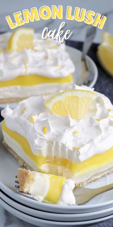 Lemon Lush Dessert, Lush Cake, Lemon Lush, Dessert Oreo, Fluff Desserts, Lemon Dessert Recipes, Läcker Mat, Lemon Desserts, Lemon Recipes