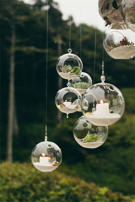 18 pcs Hanging Glass Orbs // Hanging Glass Globe Terrariums // | Etsy Hanging Glass Candle Holders, Glass Wedding Centerpieces, Fake Candles, Flameless Tea Lights, Heirloom Wedding, Wedding Ceremony Backdrop, Led Tea Lights, Decoration Originale, Glass Terrarium