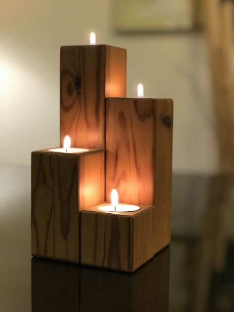 Diy Wood Decor, Building With Wood, Rustic Wood Candle Holders, Lilin Aroma, Woodworking Projects For Beginners, Wooden Ideas, Candle Crafts, Christmas Diy Wood, Barn Wood Crafts