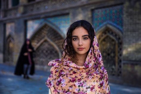 femme fatale on Twitter: "From the book “The Atlas of Beauty: Portraits of Women From Around the World” by Mihaela Noroc. Women ARE the highest form of art.… https://t.co/bhYaG8KuEO"