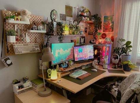 Whenever I get to clean my desk I get so happy hehe. I love my cozy desk 😌 idk if you can tell but I’m a bit of a maximalist 🫣 also ft. Nimbus my lil baby •°.*•°.* | | | -tags- #explore #explorepage #smallbusiness #art #cute #shop #charm #aesthetic #design #deskpet #figure #figurine #art #accessories #desksetup #deskgoals #deskspace #cozy #cozyvibes #cozydesksetup #cozydesk #officedesign #deskaesthetic Maximalist Desk Aesthetic, Maximalist Desk Setup, Desktop Asthetic, Maximalist Desk, Maximalist Office, Pc Inspiration, Basement Suite, Charm Aesthetic, Gamer Desk