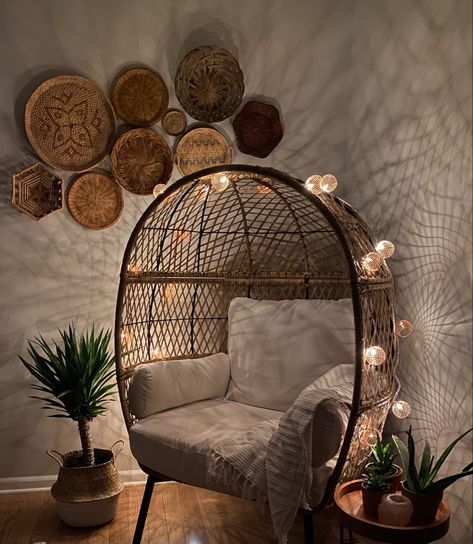 Egg Chair Living Room Ideas, Beanbag Living Room Ideas, Boho Egg Chair, Egg Chair Bedroom, Egg Chair Living Room, Photography House, Furniture Photography, Floor Sitting, Cute Diy Room Decor