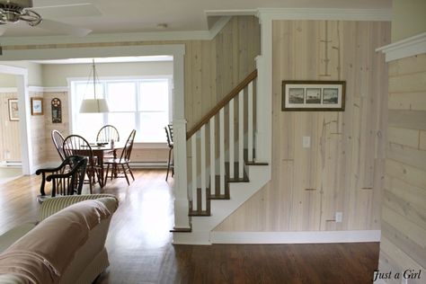 White washed planking with white trim  Wonder if this technique will work over knotty pine cottage paneling??? Pine Paneling, Knotty Pine Paneling, Knotty Pine Walls, White Washed Pine, Paneling Makeover, White Wash Walls, Michigan Cottage, Kitchen Painting, Painting Wood Paneling