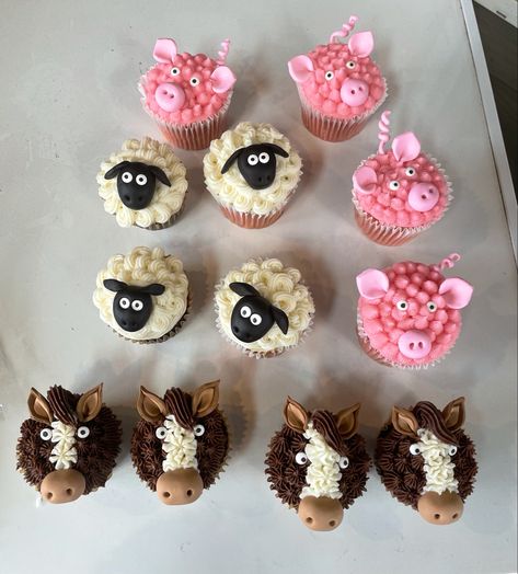 Barnyard Animal Cupcakes, Buttercream Farm Animal Cupcakes, Rabbit Cupcakes, Farm Cupcakes, Barnyard Cupcakes, Shaun The Sheep Cake, Sheep Cupcakes, Cow Cupcakes, Farm Birthday Cakes