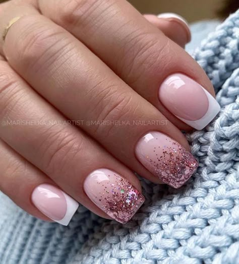 Baby Glitter Nails, Glitter Gel Nails, Simple Gel Nails, Fake Nails With Glue, Color Nails, Shellac Nails, Nail Designs Glitter, Pink Collar, Dipped Nails