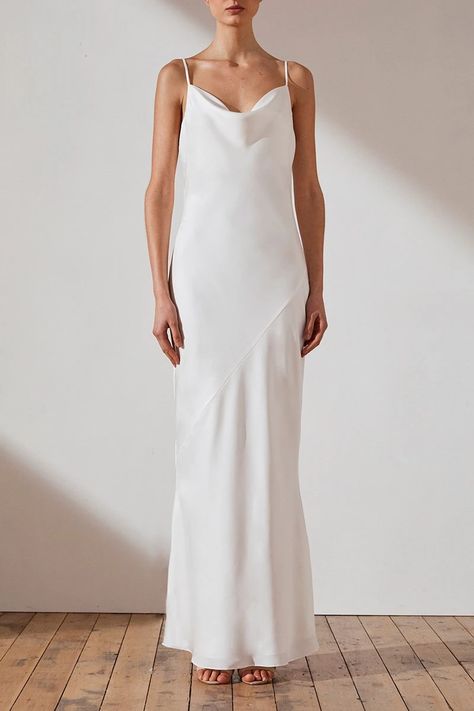 Classic Bridesmaids Dresses, Cheap Bridal Dresses, Ivory Cocktail Dress, Designer Bridesmaid Dresses, Evening Dresses Online, Shona Joy, Bridesmaid Dresses Online, Frill Dress, Maxi Dress Online