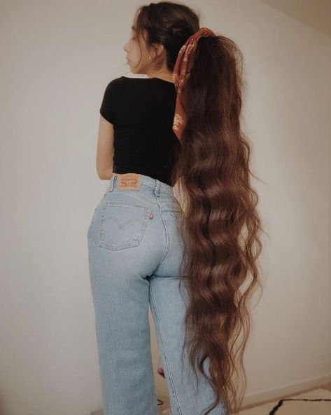 Ulzzang Short Hair, Long Hair Do, Long Shiny Hair, Long Hair Ponytail, Extremely Long Hair, Really Long Hair, Goddess Hairstyles, Long Brown Hair, Super Long Hair