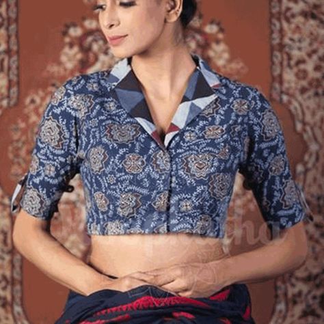 Shirt style blouses are exquisite and extremely comfortable. They have always been an innovative and adorable style that women are in love with. The best style tip for this blouse is, you could club these blouses with lehenga for the ultimate shaadi look! Shirt style blouses are more of a fusion appeal and look amazing on all the body types. Shirt Blouses With Lehenga, Shirt Blouses For Saree, Shirt Blouse Designs, Professional Blouses, Fashionable Saree Blouse Designs, Long Kurti Designs, Blouse Designs Indian, Saree Blouse Patterns, Professional Outfits Women