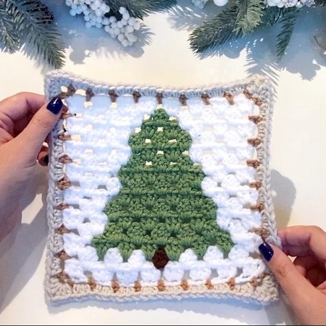 Pine Tree Granny Square, Tree Granny Square Crochet, Christmas Tree Pillow Crochet Pattern Free, Crochet Christmas Tree Granny Square, Christmas Afghans Crochet Patterns Free, Tree Crochet Blanket, Christmas Tree Granny Square, Winter Granny Square, Tree Granny Square