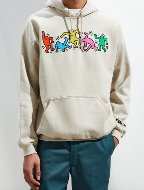 Urban Outfitters Keith Haring Hoodie Keith Haring Clothing, Fila Retro, Men's Graphic Tees, Urban Outfitters Men, Hoodie Drawing, Boys Fits, Daily Outfit Inspiration, Mens Trendy Outfits, Party Pants