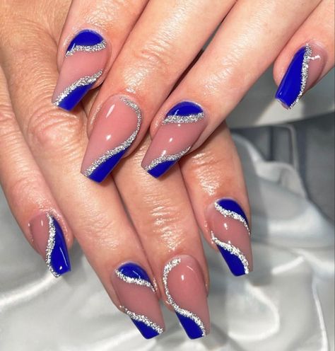 Royal Blue Prom Nails Medium, Acrylic Nails To Match Royal Blue Dress, Dark Blue Nails Ideas Short, Cobalt Blue And Silver Nails, Blue Prom Dress Nail Ideas, Dark Blue And White Nails Short, Royal Blue With Silver Nails, Royal Blue Nails For Prom Almond, Royal Blue Nails Designs Coffin Short