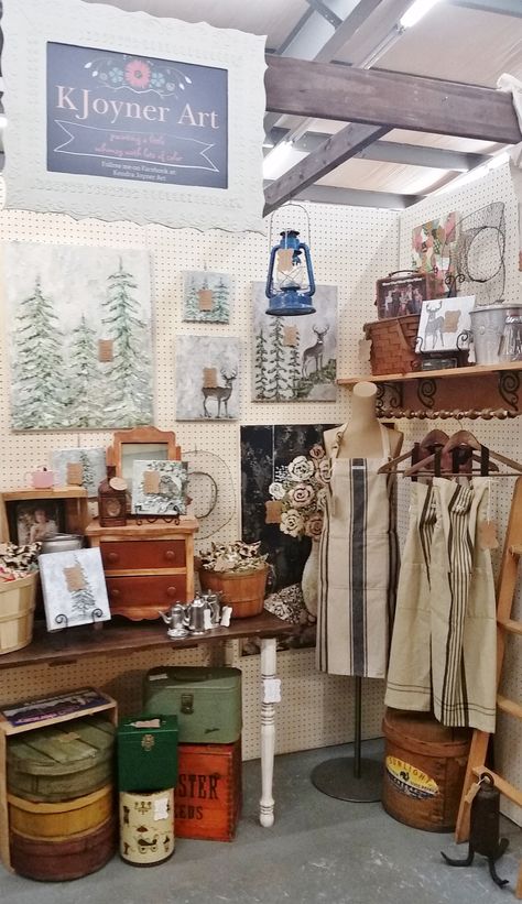 January 2018 KJoyner Art Booth at Vinterest Antiques January Vintage Booth Ideas, January Antique Booth Ideas, Craft Booths, Art Booth, Flea Market Booth, Antique Booth Displays, Antique Booth Ideas, Market Booth, Booth Decor