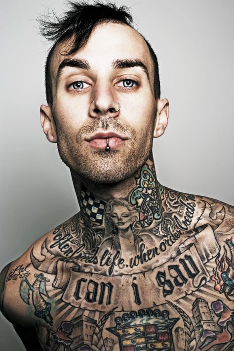 chest tattoo for men Travis Barker Tattoos, Chest Tattoo Men Ideas, Best Neck Tattoos, 7 Tattoo, Tattoo Background, Tattoo Inspiration Men, Neck Tattoo For Guys, Chest Tattoo Men, Travis Barker