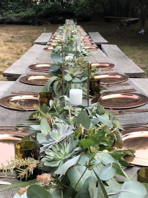 Plants For Table Decorations, Succulent Table Decor Wedding, Succulent Table Garland, Cactus Centre Pieces, Succulent Centerpieces For Round Tables, Large Succulent Table Centerpiece, Succulent Table Decor, Greenery Table Runner, Flower Pot Centerpiece