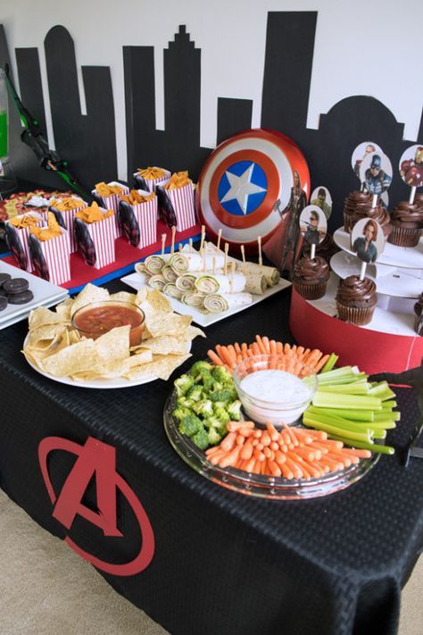 Hulk Juice, Thor Birthday Party, Avengers Birthday Decorations, Avengers Party Decorations, Avenger Party, Thor Birthday, Avengers Birthday Party, Food Favors, Party Cooler