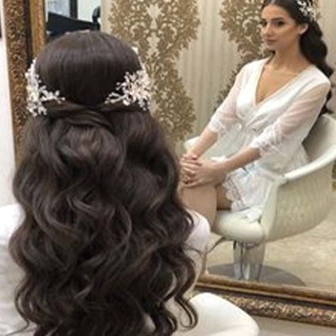 Medium Length Updo, Long Hair Extensions, Quince Hairstyles, Growing Out Short Hair Styles, Long Hair Wedding Styles, Wedding Hair Inspiration, Hair Routine, Wedding Hairstyles Updo, Wedding Hairstyles For Long Hair