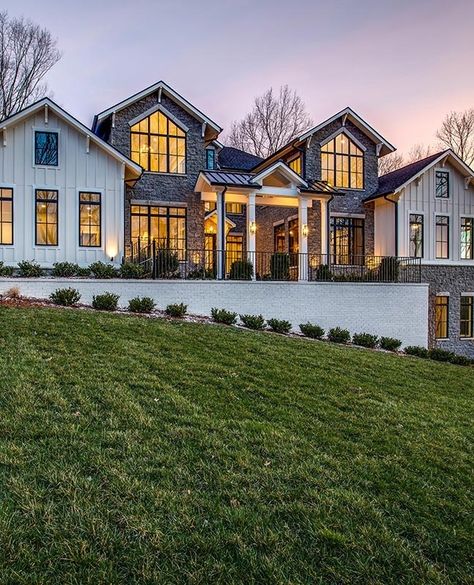 Billion Dollar Homes, Brentwood Tennessee, Luxury Real Estate Marketing, Hidden Valley, Cute House, House And Home Magazine, Luxury Property, Nashville Tennessee, Luxury Life