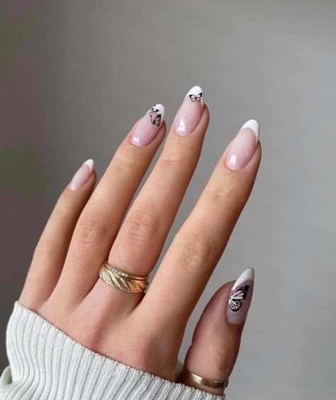 Mesmerizing Butterfly Nail Designs to Copy This Spring Almond Shaped Nails Designs, White Almond Nails, Almond Nail Art, Butterfly Nail Designs, Short Almond Nails, Butterfly Nails, Butterfly Nail Art, Almond Shape Nails, Almond Nails Designs