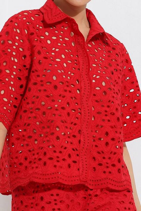 Red crop shirt with all over cutwork floral motifs and scalloped borders. - Aza Fashions Anarkali Dress Pattern, Blouse Batik, Stylish Wardrobe, Simple Pakistani Dresses, Granny Square Crochet Pattern, Red Shirt, Cut Work, Crop Shirt, Fashion Wear