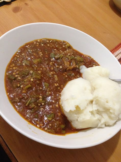 Nigerian Okra Soup & Fufu (Pounded Yam) Nigerian Okra Soup, Pounded Yam, Okra Soup, Nigeria Food, Ghana Food, Ghanaian Food, West African Food, Nigerian Recipes, Africa Food