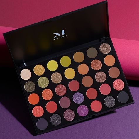 Say HI to the new 35. 👋 The 35M Boss Mood. Launching 9.18 ✨ #BlendTheRules Subculture Palette, Morphe Eyeshadow, Makeup Morphe, Morphe Palette, Morphe Makeup, Makeup Pallets, Edgy Makeup, Face Beat, Eyeshadow Pallets