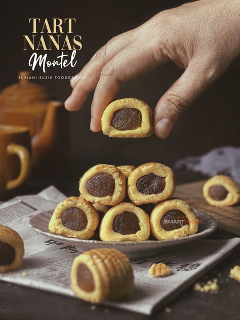 Biskut Raya Photography Styling, Biskut Raya Photography, Kuih Raya Photography, Tart Nanas, Raya Photoshoot, Food Photography Fruit, Bakery Business Plan, Cookies Photo, Food Photography Dessert